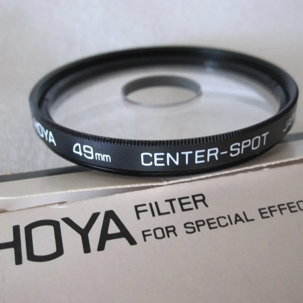 Hoya Camera Lens Special Effects Filter: Center Spot 49.0s - Complete in Box